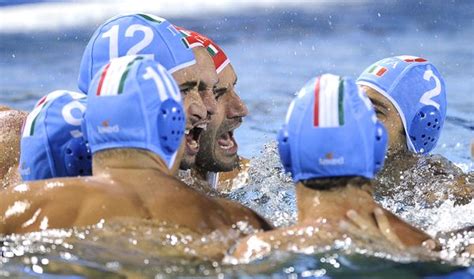 L'evento della pallanuoto delle olimpiadi di rio sarà sicuramente spettacolare ed emozionante come sempre. Olimpiadi Londra 2012 Pallanuoto: il Settebello batte l'Australia 8-5 | Pallanuoto, Olimpiadi, Sport