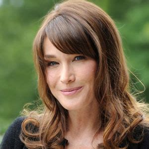 Carla bruni does her best diva impression. Carla Bruni: new Album for 2021 ? (and World Tour) - Mediamass