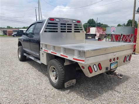 84" x 88" Short bed Aluminum Flatbed | Amos Livestock Equipment, LLC