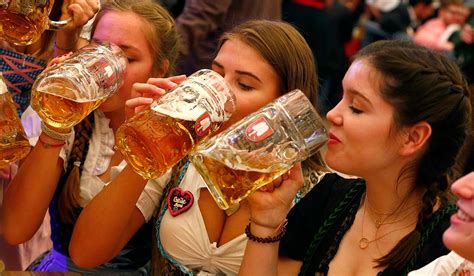 Pictured Oktoberfest 2017 Gets Underway As Thousands Flock To Munich Extra Ie
