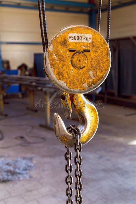 Hook For Industrial Crane Overhead Crane Hook And Chain On Factory