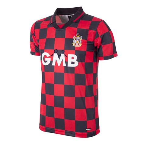 They currently compete in the premier league, the highest level of the english football league system. De Fulham retro voetbalshirts en trainingsjack van ...