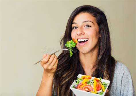 Healthy Woman Eating Salad Stock Image Image Of Eating 33407453