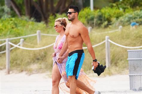 Britney Spears And Sam Asghari Share Vacation Photos Of Pda On The Beach
