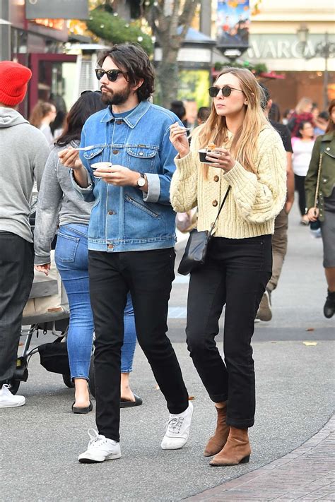Robbie arnett and elizabeth olsen getty images. Elizabeth Olsen and her boyfriend Robbie Arnett out in Los ...