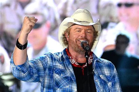 Toby Keith To Embark On Summer 2016 Interstates And Tailgates Tour