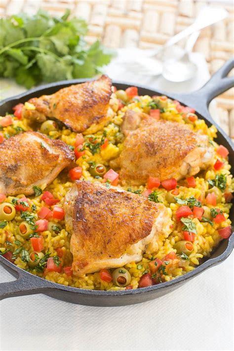 Made a full recipe (for 8 servings) and my wife and i finished about half last night and had the left overs for lunch. Spanish Arroz con Pollo (Chicken with Rice) - Dinner at ...