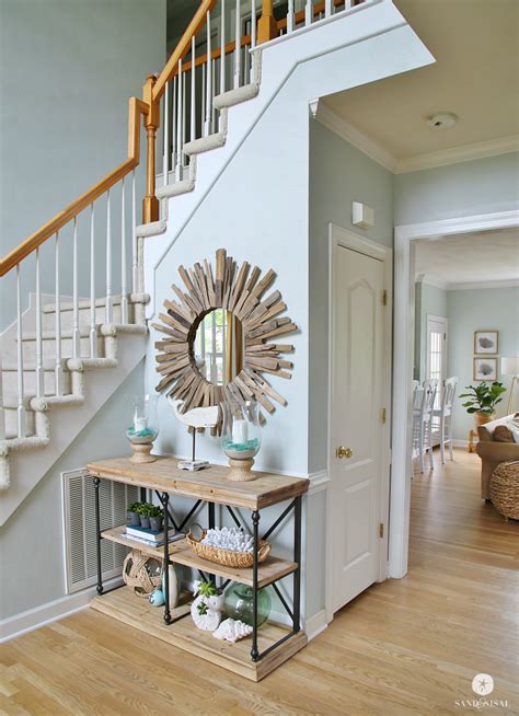 4 Simple Ways To Create A Welcoming Entryway