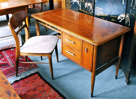 A wide variety of mid century desk chair options are available to you, such as specific use. Tribute 20th Decor: Mid-Century Desk and Chair by Lane