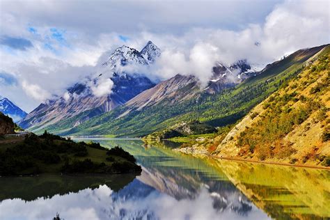 Overland Tour From Sichuan Via Tibet To Nepal With Everest Bc