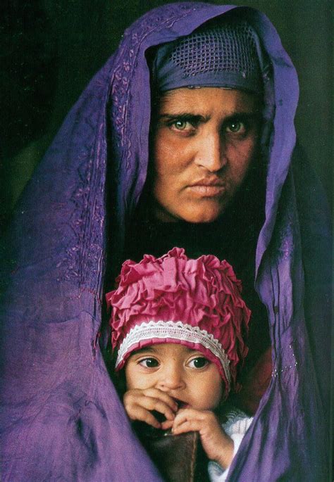Soulful Faces The Afghan Girl 18 Years Later By Steve Mccurry 2002