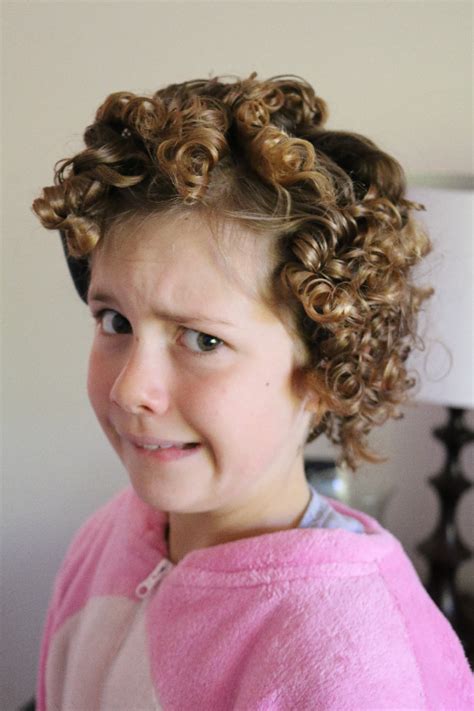 This will ensure that when you take your rollers out, your hair is not getting caught on the ridges or rough parts of the rollers. physie101 | How to Use Foam Curlers - Part 2 | Hair styles ...