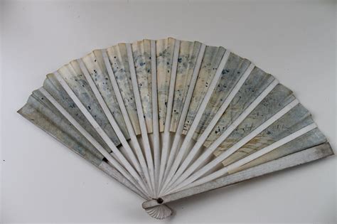 Oriental Wood And Paper Fans Vintage Chinese Folding Hand Fan Etsy