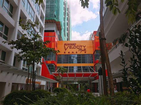 Sunway medical center boasts 1,400 medical professionals and several centers of excellence to create a more integrated and targeted approach to their services. 逛逛新的Sunway Velocity Shopping Centre