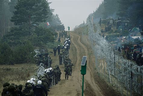 Belarus Calls Polands Closing Of Border Crossing Point Catastrophic