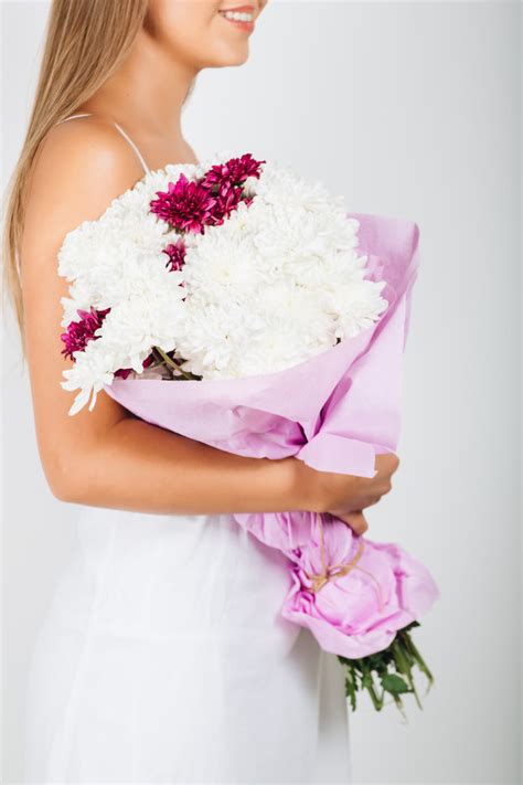 When it's time to move on, artificial flowers. Hold Bunch Flowers Upside Down - grayskymorning: 