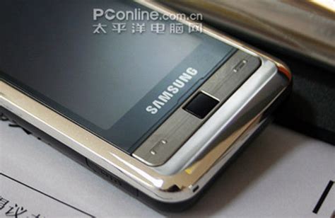 First Look The Samsung Sghi900 Touch Screen Phone Wired
