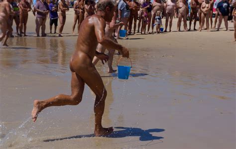 Pilwarren Maslin Beach Nude Games 2019 In South Australia Dates Map