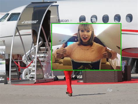 Watch Taylor Swift Hides Under Umbrella Getting Off Private Jet Amid
