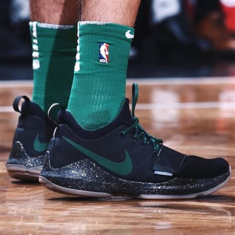 We've been seeing cauliflower rice, cauliflower pizza crusts, roasted cauliflower, cauliflower tacos, even cauliflower nachos (which are so good, by the way!). What Pros Wear: Jayson Tatum's Nike PG 1 Shoes - What Pros ...