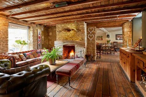 10 Best Cosy Country Pubs In South Devon