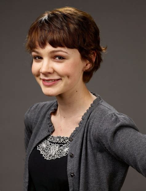 Carey mulligan has a cute face and short pixie cuts are totally fix on her face. Carey Mulligan Profile