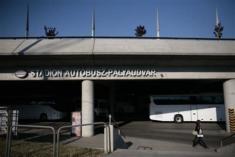 Szusza ferenc stadion (formerly known as megyeri úti stadion or simply megyeri út) is a football stadium in újpest and the home of újpest fc. Képek a VOLÁNBUSZ autóbusz-állomásokról - Utazási információk