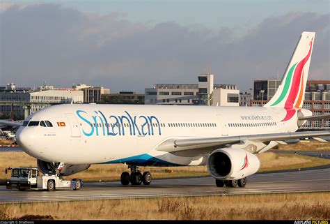 4r Alm Srilankan Airlines Airbus A330 300 At Frankfurt Photo Id