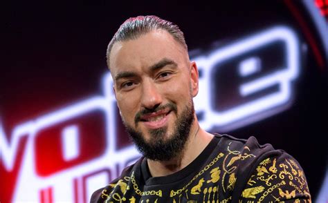 Do you like this video? Joey Moe elsker at være far: Sønnen med på job | BILLED-BLADET