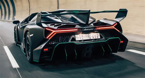 For optimum safety, it only has a rollover bar. Stunning Lamborghini Veneno Roadster In Satin Black Could ...