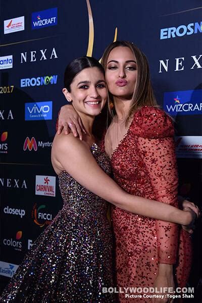 Alia Sonakshis Pout Shahid Miras Romance Here Are Some Of The Best Moments From Iifa 2017