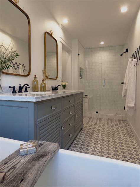 Cottage Master Bathroom With Gray Vanity Hgtv