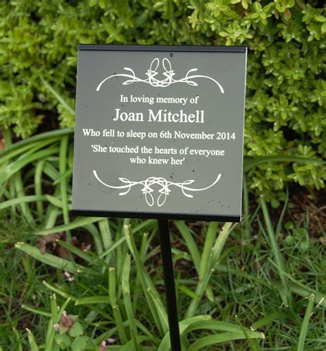 Engraved Memorial Plaque 150mm X 150mm Cw Metal Stake