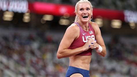Katie Nageotte Wins Historic Gold In Pole Vault Nbc Bay Area