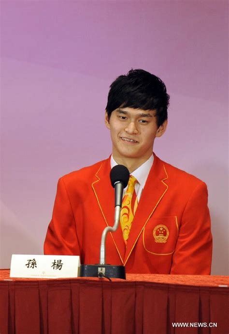 中央纪委 旗帜网 中联部 统战部 中编办 新闻办 香港中联办 澳门中联办 中国残联 中国文联 致公党 民进 中国西藏网 信用中国 求是网 北京冬奥组委官网 中. 奥运会内地金牌运动员代表团访问香港 Chinese Olympic gold medalists visit HK ...