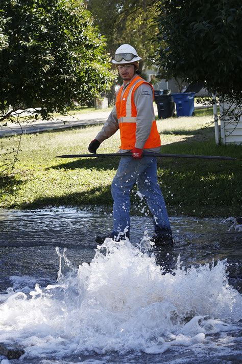 Two Water Main Breaks Occur At About Same Time News Herald