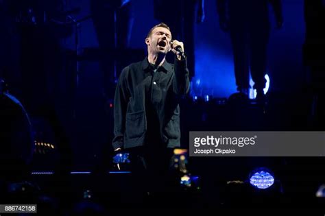 Damon Albarn Of Gorillaz Performs At The O2 Arena On December 5 2017