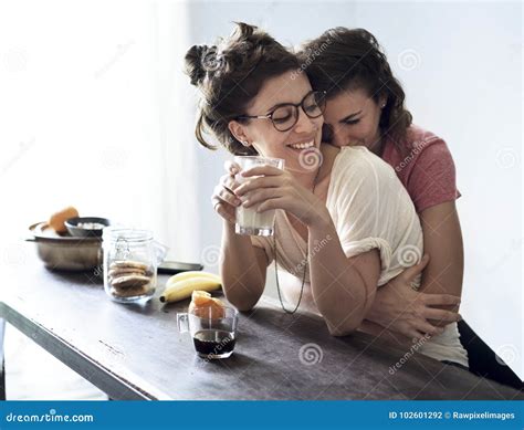 Lesbische Paare In Der Liebe Stockfoto Bild Von Frau Haupt