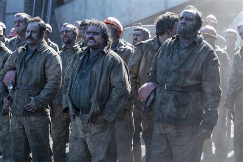 The chernobyl nuclear power plant exploded on april 26, 1986, and caused the worst nuclear disaster the world has ever seen. Chernobyl is met een IMDb score van 9.4 één van de beste ...