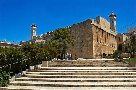 Ywn provides the most current up to date breaking jewish news as it the download links for yeshiva world news are provided to you by soft112.com without any warranties, representations or guarantees of any kind. Grobstein - Media - Hebron Machpela, photo by David Rabkin