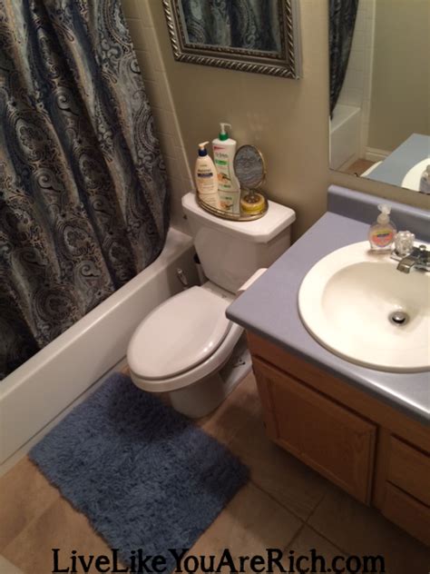 I take a potato, cut it in half and then dig a few. How to Clean Your Bathroom in 7 Minutes or Less (Using ...