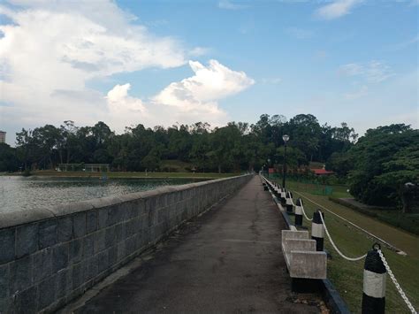 Macritchie nature trail is situated northwest of caldecott hill estate. MacRitchie Reservoir & Nature Trail Walk - Park Map, Singapore