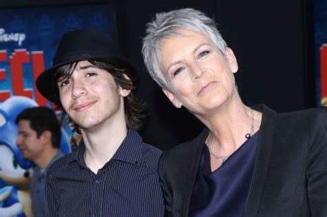 Jamie Lee Curtis Pics Son Thomas Guest Daughter Ruby Wiki Biography Celebrity News