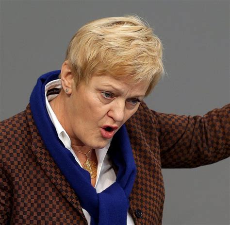 We did not find results for: Pädophile bei den Grünen: Renate Künast gerät in ...