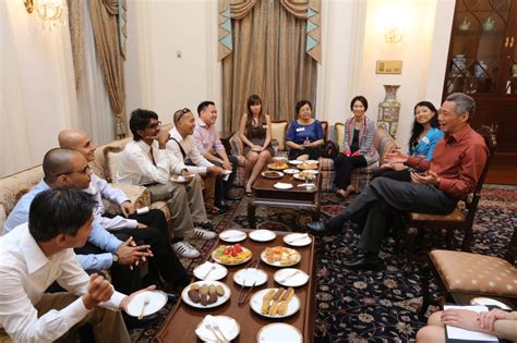 Lee kuan yew's debate on this matter in 1985: So what's PM Lee Hsien Loong like in person? - @visakanv's ...