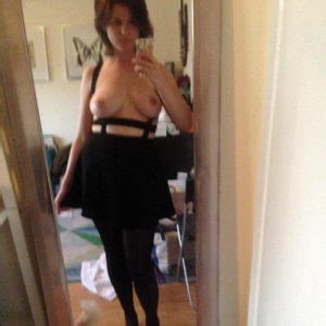 Singer Allie Goertz Leaked Nude Tits Pussy Photos
