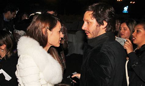 Benjamín vicuña acompañó a pampita y sus hijos en el homenaje a blanca. Clarín asegura que "Pampita" y Benjamín Vicuña se ...