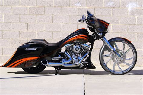 2015 Harley Davidson Street Glide Big Wheel Bagger — Southeast Custom