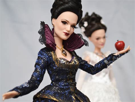 Once Upon A Time First Images Of D23 Doll Collection Revealed