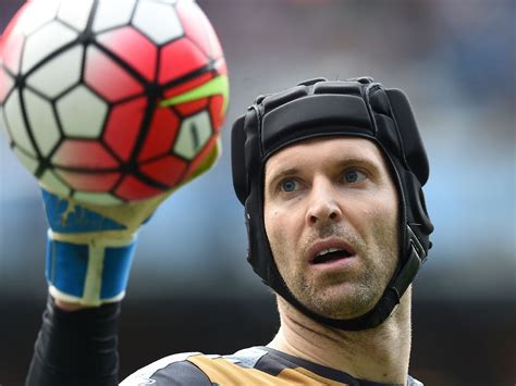 Petr cech wears his helmet to contract negotiations on #fifa19 ( via @tikitakaconnor) koscielny and petr cech could return at middlesbrough on monday night but perez and ospina. Petr čech aktualně | viladomyveleslavin.cz
